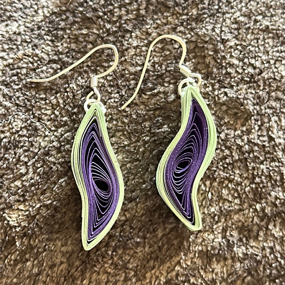 Original handmade quilled earrings in green and purple zigzags